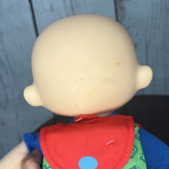 CoComelon Official Musical Doll Collection, (Back to School JJ) + Activity cube - Picture 14 of 14